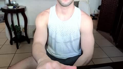 Snapshot of nobudget06 chatting on 02.14.25 nobudget06 online show from 02.14.25