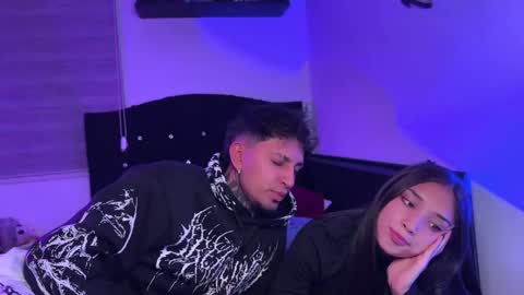 Jean Y Isa online show from 02.04.26