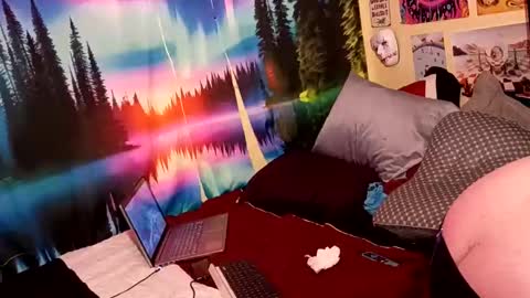 Snapshot of nodak808 chatting on 05.19.26 Jonny Coxman online show from 05.19.26