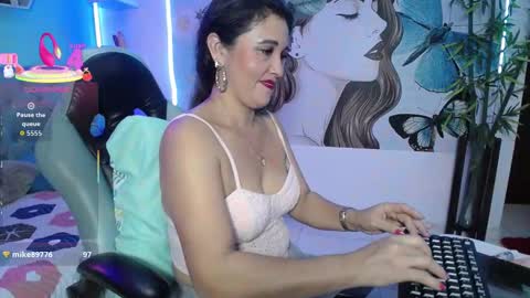 noelia_milfs online show from 11.09.25