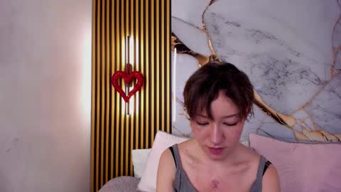 Snapshot of noha_ns chatting on 03.04.26 Noha online show from 03.04.26