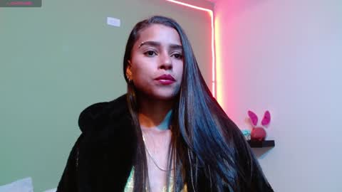 Noha Thomson online show from 01.27.25