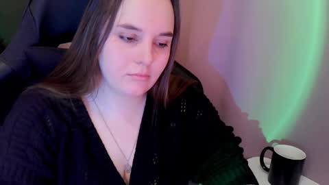 noir_ember_ online show from 02.03.26