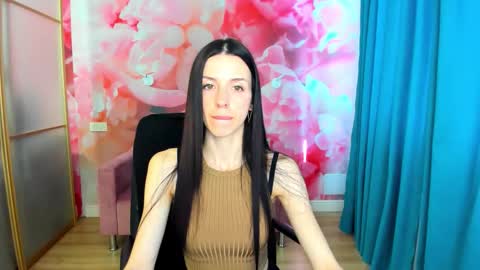 Snapshot of noirdiva chatting on 04.23.26 NoirDiva online show from 04.23.26