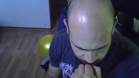 Snapshot of noizemanx chatting on 01.13.26 noizemanx online show from 01.13.26