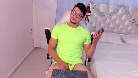 Im Nolan  online show from 11.12.25