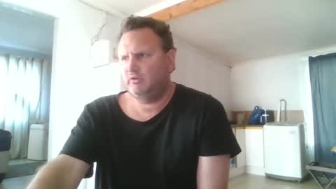 Snapshot of nollie244 chatting on 10.25.25 Nollie online show from 10.25.25