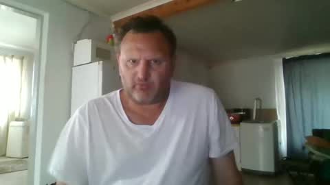 Snapshot of nollie244 chatting on 10.27.25 Nollie online show from 10.27.25