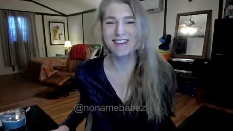Snapshot of nonamebabez chatting on 06.23.26 nonamebabez online show from 06.23.26