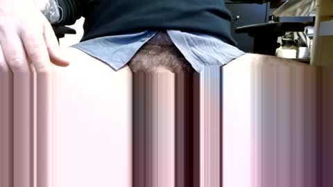 Snapshot of nopantbsx chatting on 02.14.25 The Best Ever  online show from 02.14.25