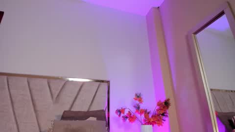 Nora Da Silva online show from 02.03.26