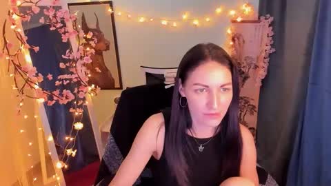 Nora online show from 02.08.26