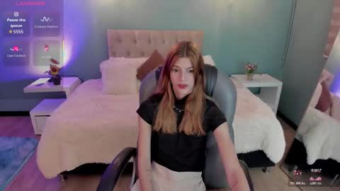 Nora online show from 03.04.26