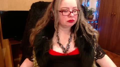 Snapshot of norma_gin chatting on 12.31.24 miss Tress online show from 12.31.24