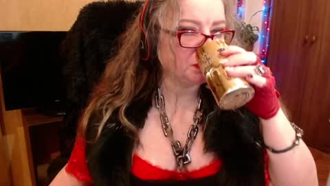 Snapshot of norma_gin chatting on 01.11.25 miss Tress online show from 01.11.25
