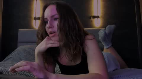 Snapshot of north_baby chatting on 10.22.25 North online show from 10.22.25