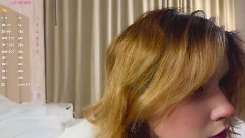 Snapshot of northern_gracia chatting on 12.23.24 Gracia 150 online show from 12.23.24