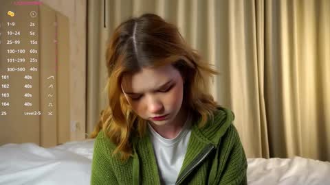 Snapshot of northern_gracia chatting on 12.24.24 Gracia 150 online show from 12.24.24