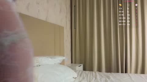 Snapshot of northern_gracia chatting on 01.13.25 Gracia 150 online show from 01.13.25