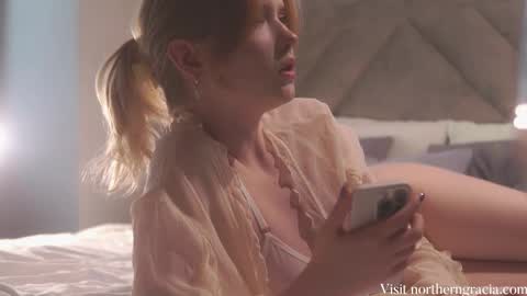 Snapshot of northern_gracia chatting on 09.16.25 Gracia 150 online show from 09.16.25