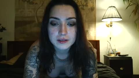 Snapshot of notblondegoth chatting on 02.07.26 notblondegoth online show from 02.07.26