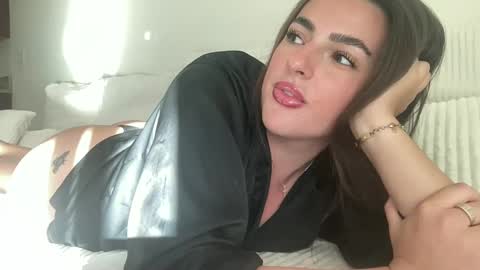 nellyxoxo online show from 09.28.25