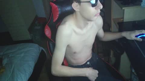 Snapshot of notspace_721128 chatting on 01.08.25 NotSpace online show from 01.08.25