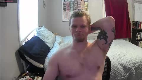 Snapshot of notsureaboutthislol chatting on 05.06.26 Embarrassed Naked online show from 05.06.26