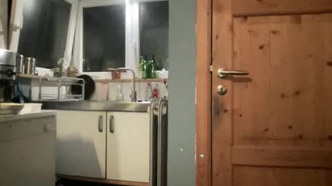 noux69 online show from 10.27.25