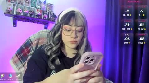 Snapshot of nova_gara chatting on 06.23.26 s online show from 06.23.26