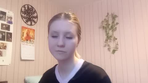 Sari  It is my first day  online show from 02.22.26