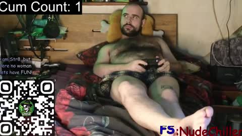 Snapshot of nudechiller chatting on 12.15.24 Vinz... online show from 12.15.24