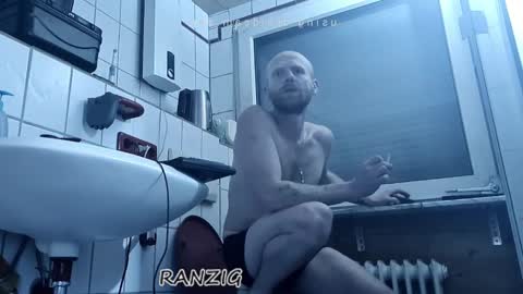 Snapshot of nudemox chatting on 12.29.24 nudemox online show from 12.29.24