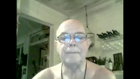 Snapshot of nudistjavist chatting on 12.18.24 Haky online show from 12.18.24