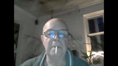 Snapshot of nudistjavist chatting on 12.22.24 Haky online show from 12.22.24