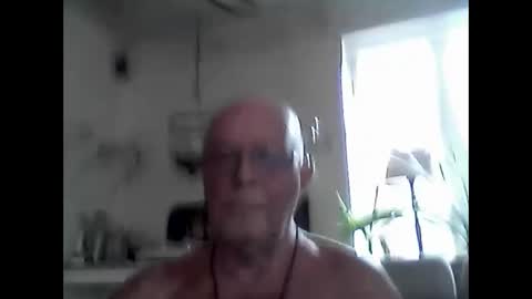 Snapshot of nudistjavist chatting on 03.05.25 Haky online show from 03.05.25