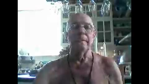 Snapshot of nudistjavist chatting on 10.28.25 Haky online show from 10.28.25