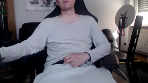 Snapshot of nursefan chatting on 09.13.25 nursefan online show from 09.13.25