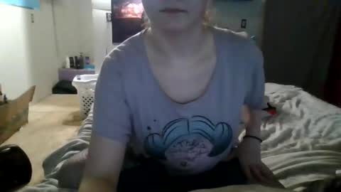 nuthin2cee online show from 12.02.25