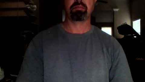 nvrenuff1979 online show from 02.12.26