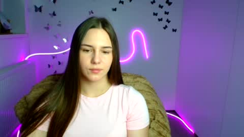 Snapshot of nykara chatting on 07.18.26 Nykara online show from 07.18.26