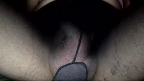 Snapshot of nylon2412 chatting on 12.28.24 nylon2412 online show from 12.28.24