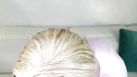 Snapshot of nylonbreanna chatting on 01.12.26 Breanna Rae online show from 01.12.26