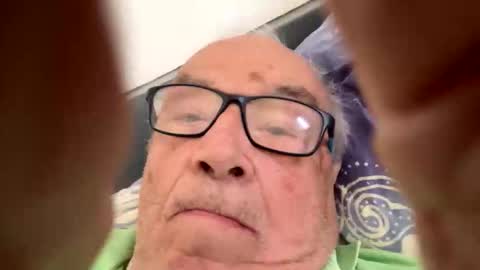 Snapshot of nymouf chatting on 10.10.25 nymouf online show from 10.10.25