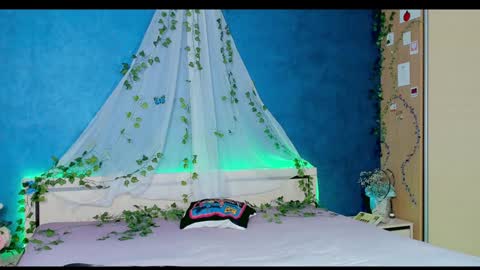 Kat online show from 12.20.24