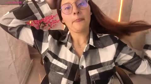 Snapshot of nyx_tamy_tx chatting on 10.11.25 Online 800 to 1400 online show from 10.11.25
