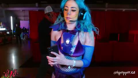 Snapshot of o0pepper0o chatting on 10.18.25 Pepper online show from 10.18.25