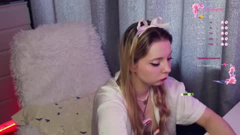 Snapshot of oceaneyesbb chatting on 03.10.25 Ellen- online show from 03.10.25