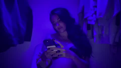 Snapshot of oceanxalara22_xo chatting on 10.02.25 A L A R A online show from 10.02.25