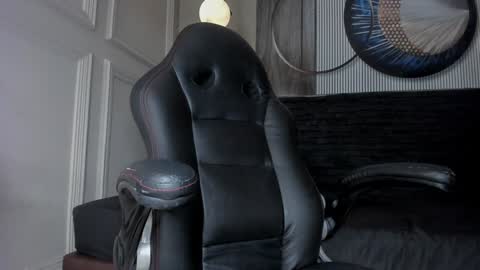 independent model online show from 12.06.24